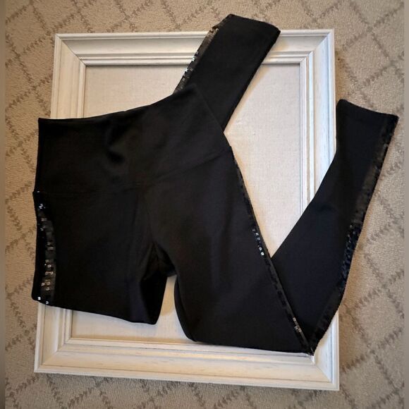 Lyssse Black midweight leggings with sequin tuxedo side stripe NWOT S - Picture 1 of 9